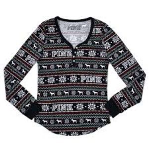 Christmas Sleepshirt from PINK🤍